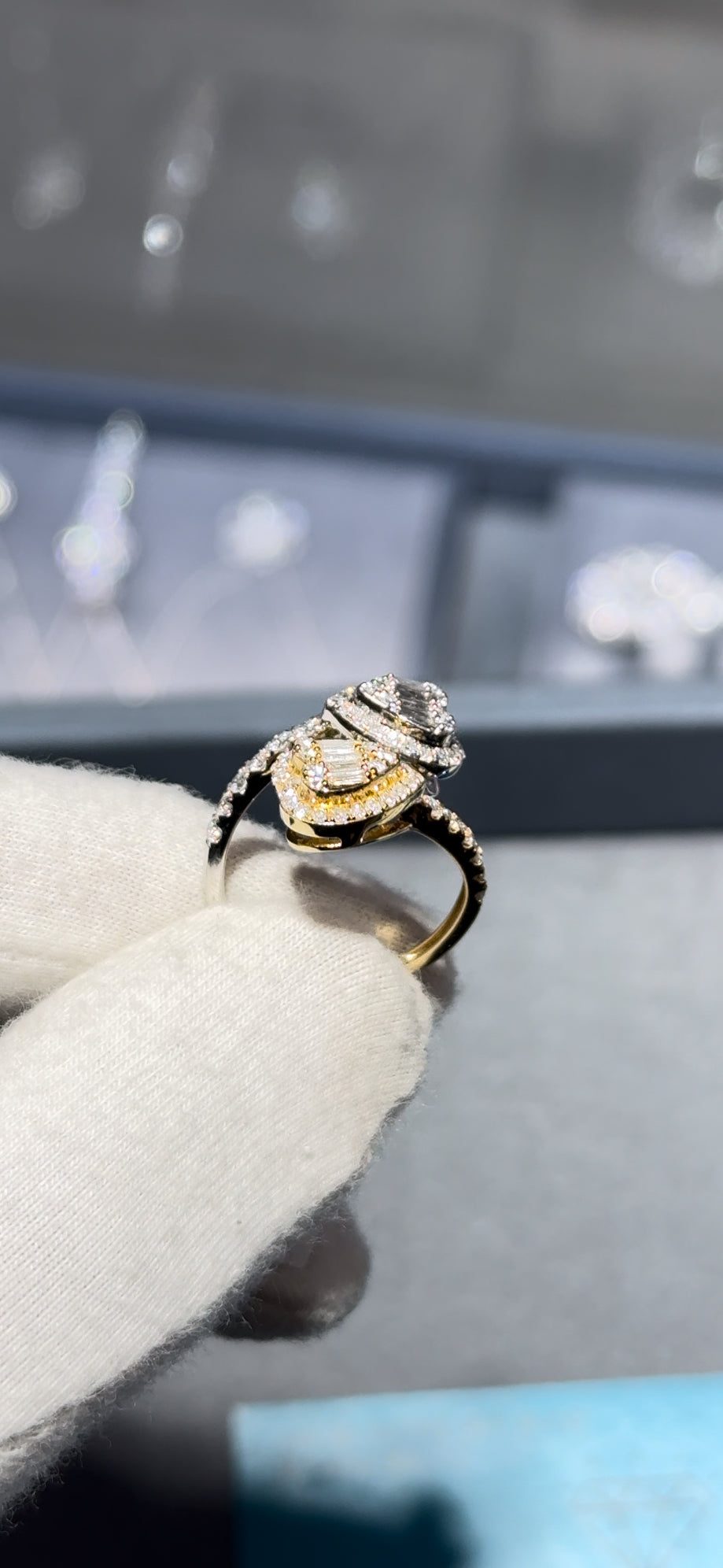 Double Hearted Rose and White Gold Ring with Baguette Diamonds